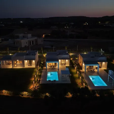 Onar Private Pool וילה
